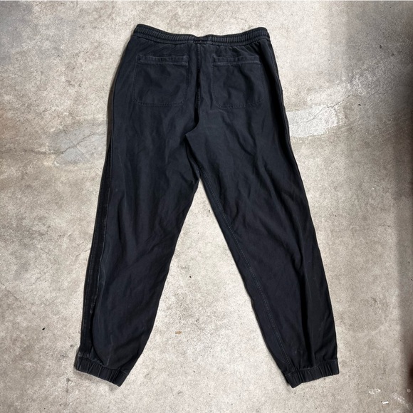Athleta Farallon Weekender Black Ankle Jogger Sweatpants Size 4 Women’s - Picture 3 of 5